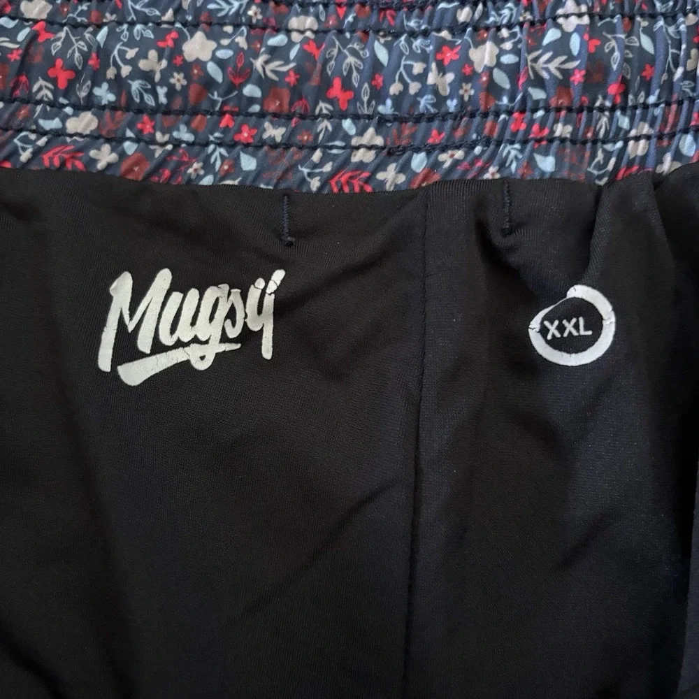 Mugsy Shorts Men's XXL Blue Red Floral Swim Trunks‎ Hybrid Athletic Lined Logo